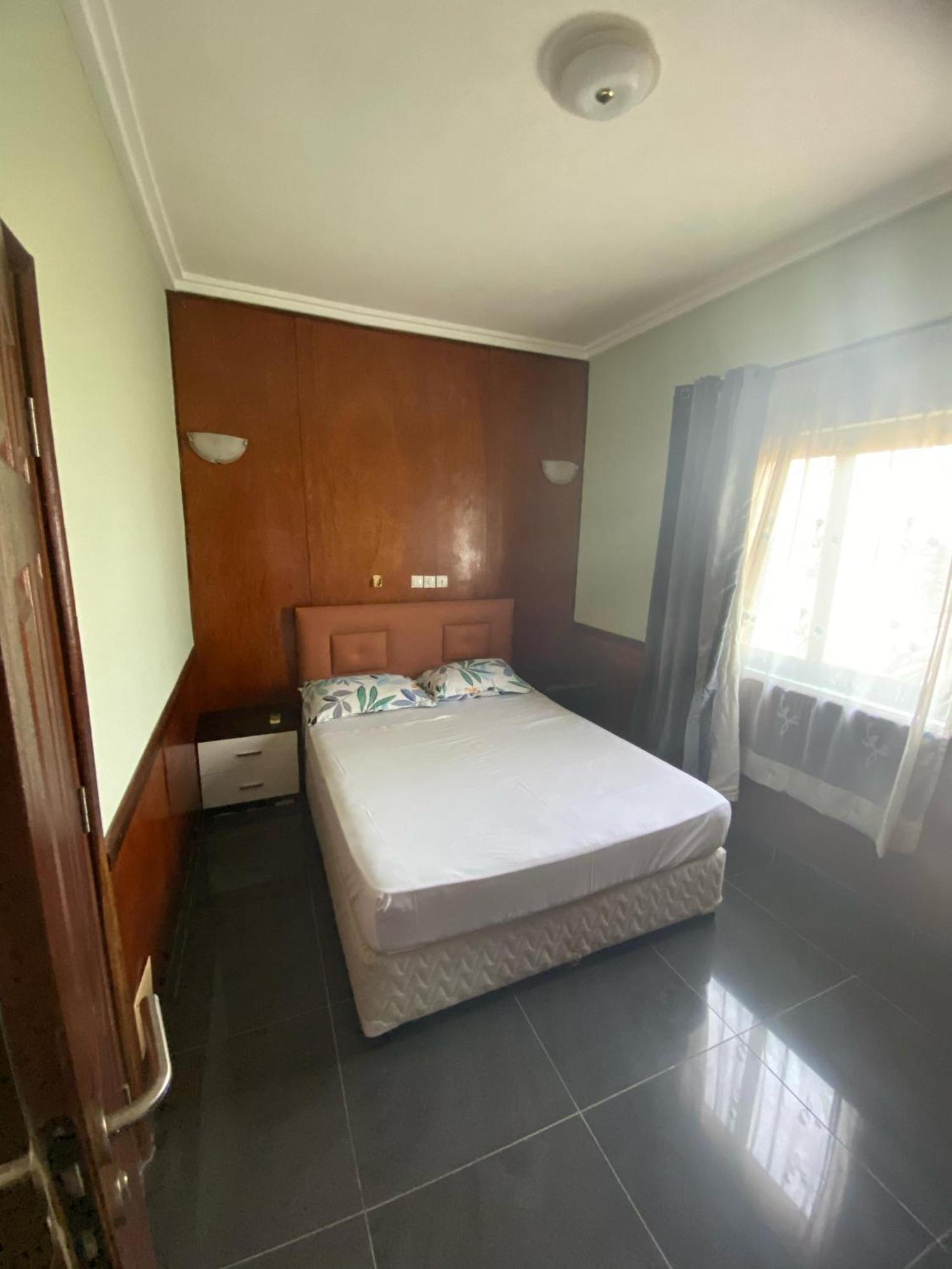 Hotel Yabisso Lome Ngoại thất bức ảnh